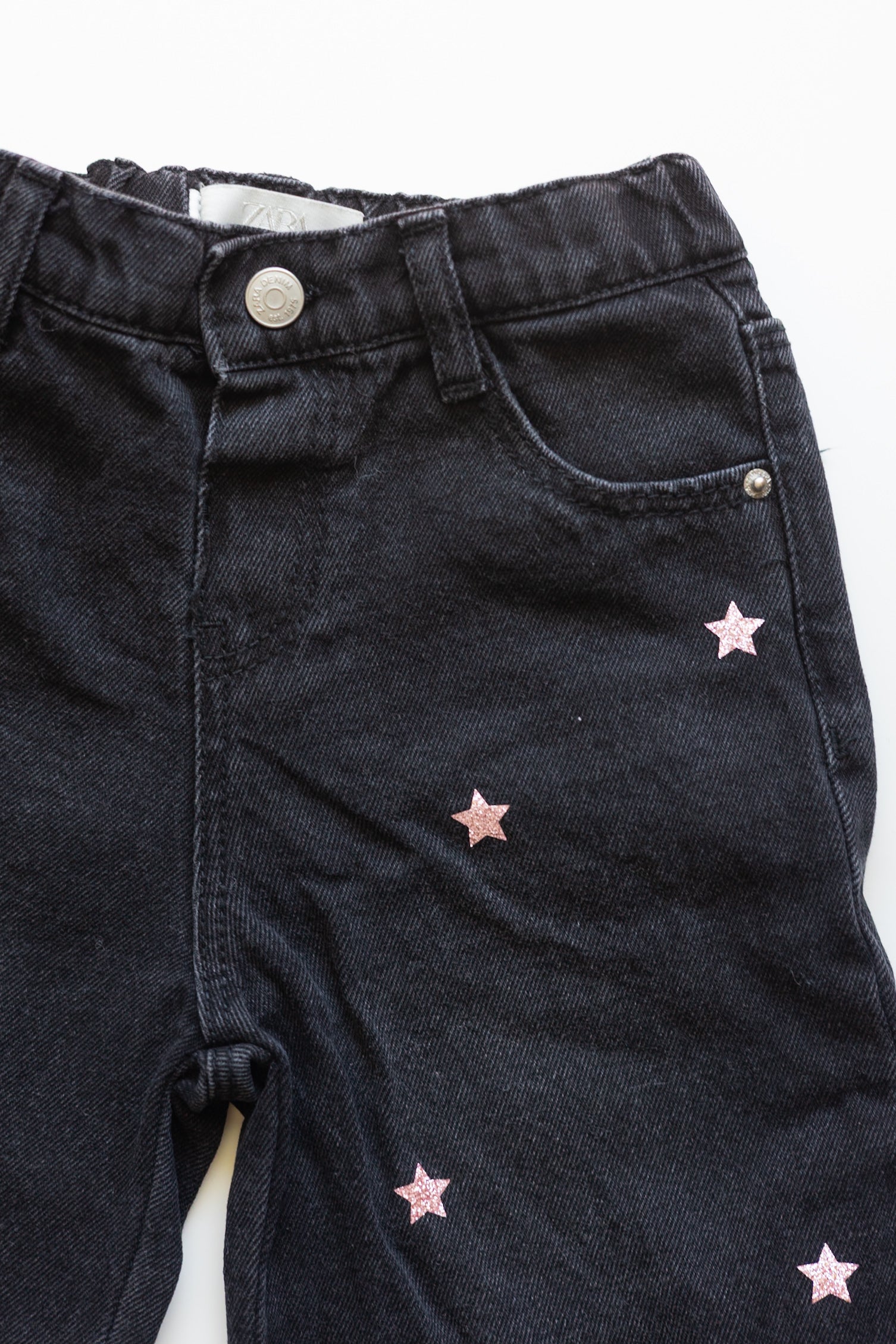 ⭐️ Zara - Jeans 3T