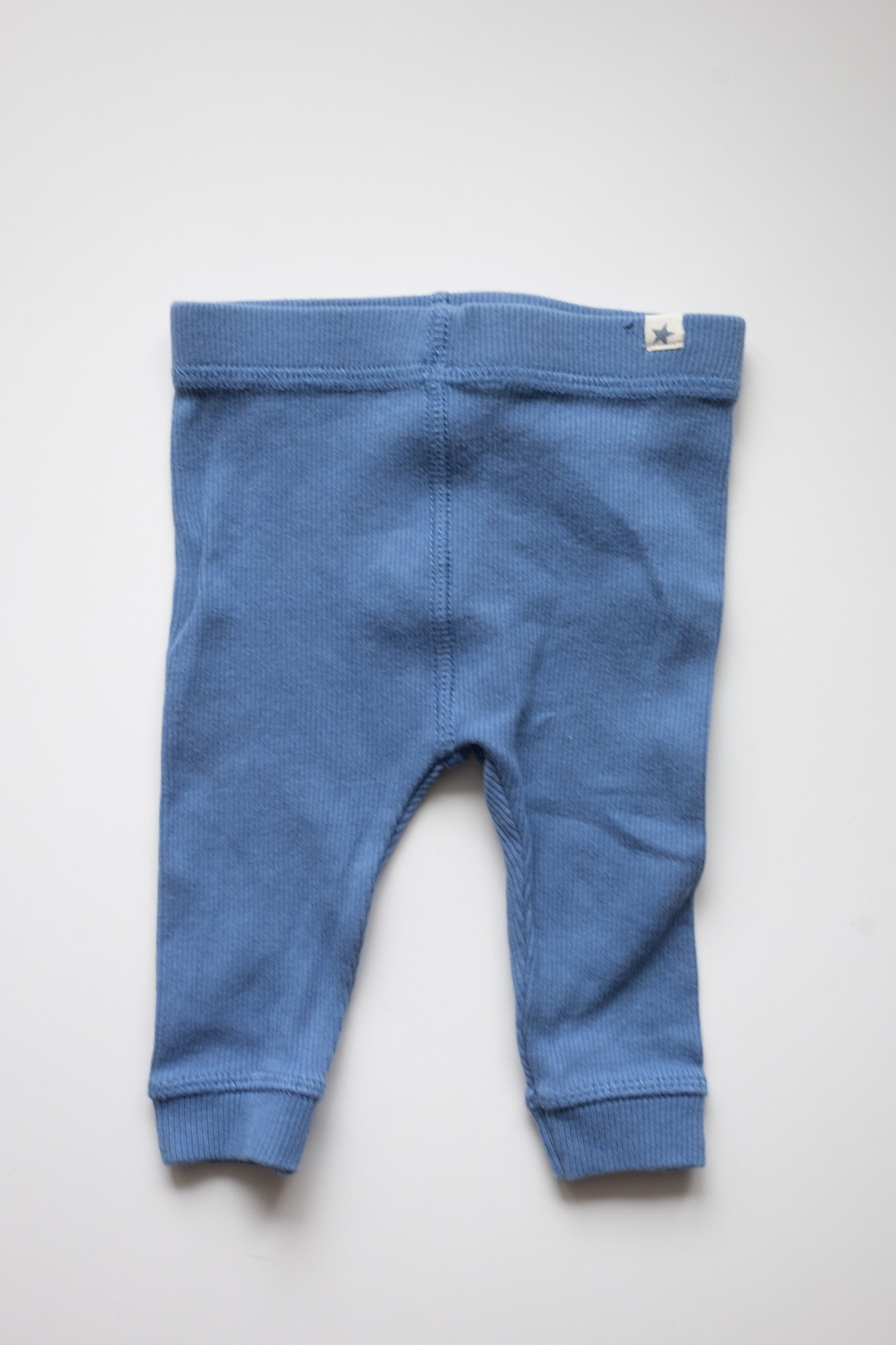 🎨 Zara - Pantalon 1-3M (mini trou à la ceinture)