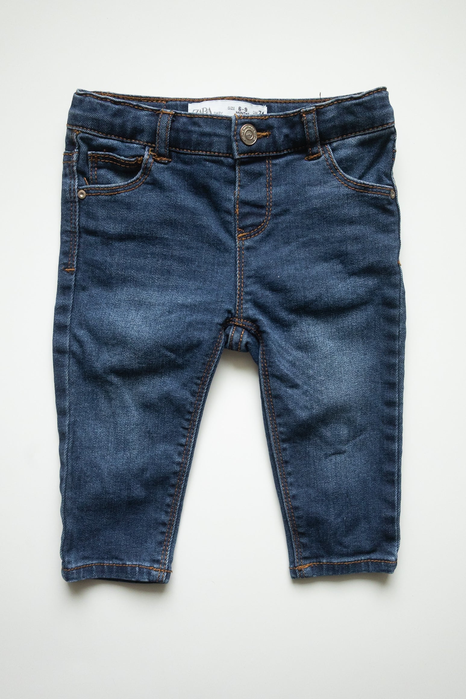 ⭐️ Zara - Jeans 6-9M