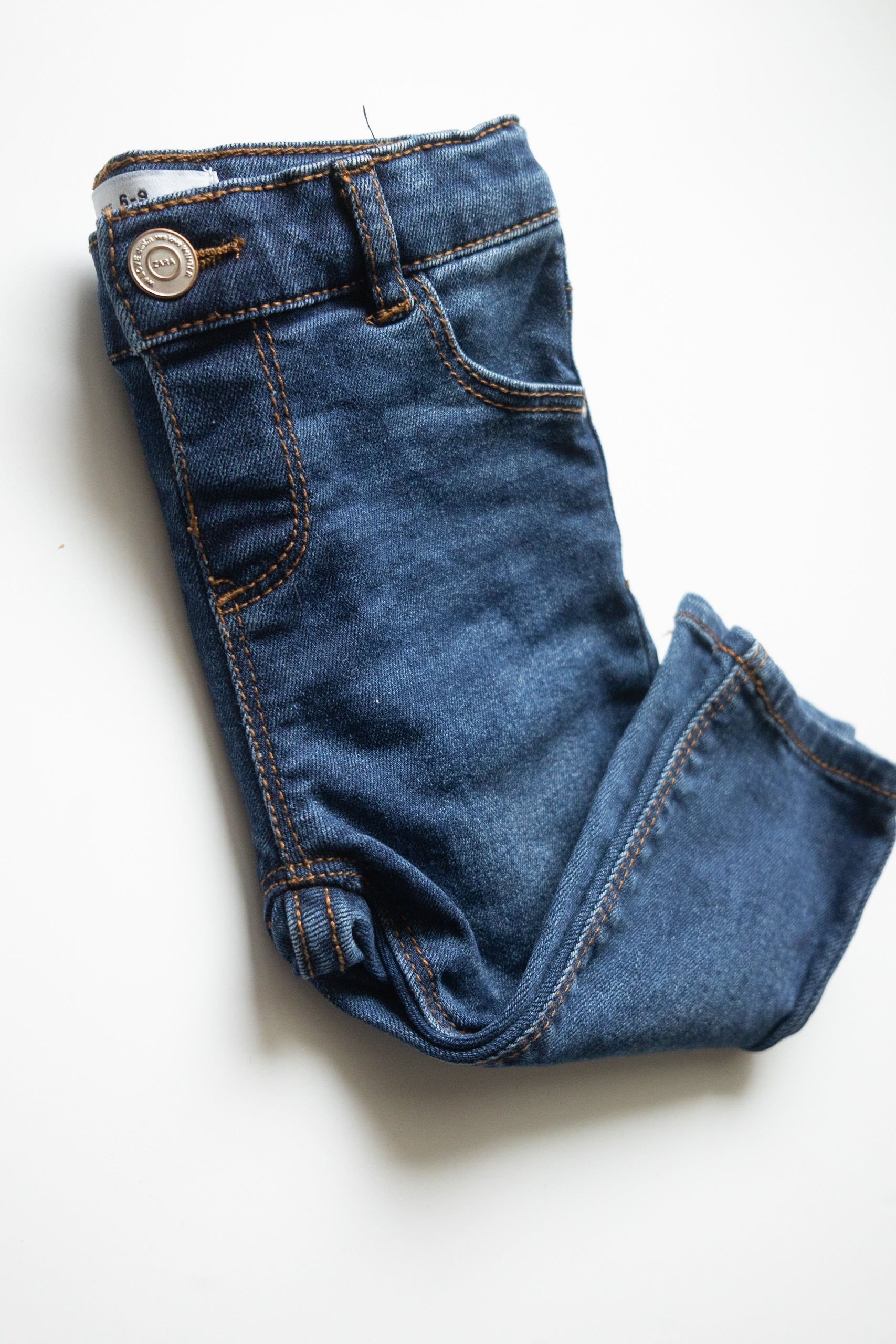⭐️ Zara - Jeans 6-9M
