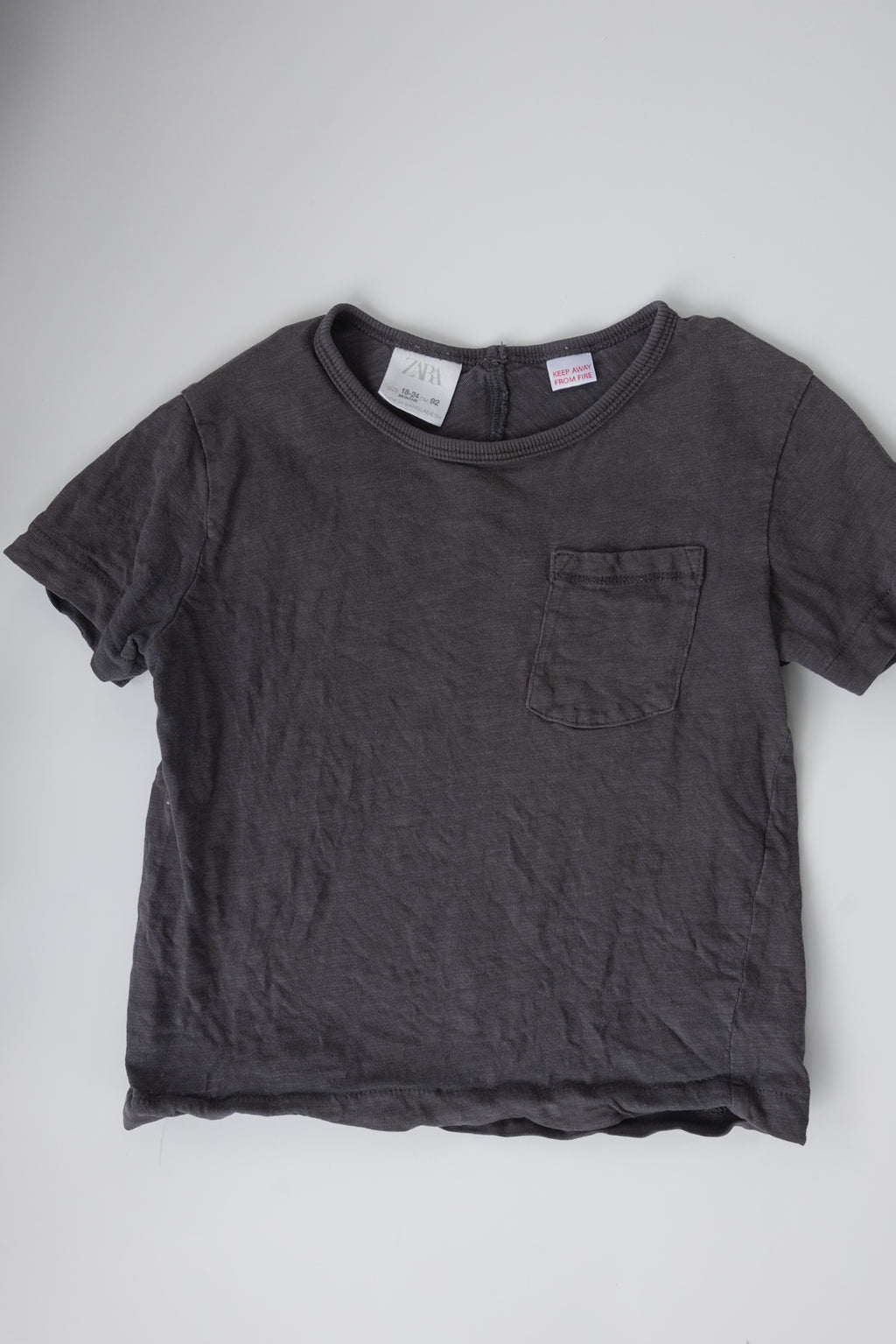 🌱 Zara - t-shirt 18-24M