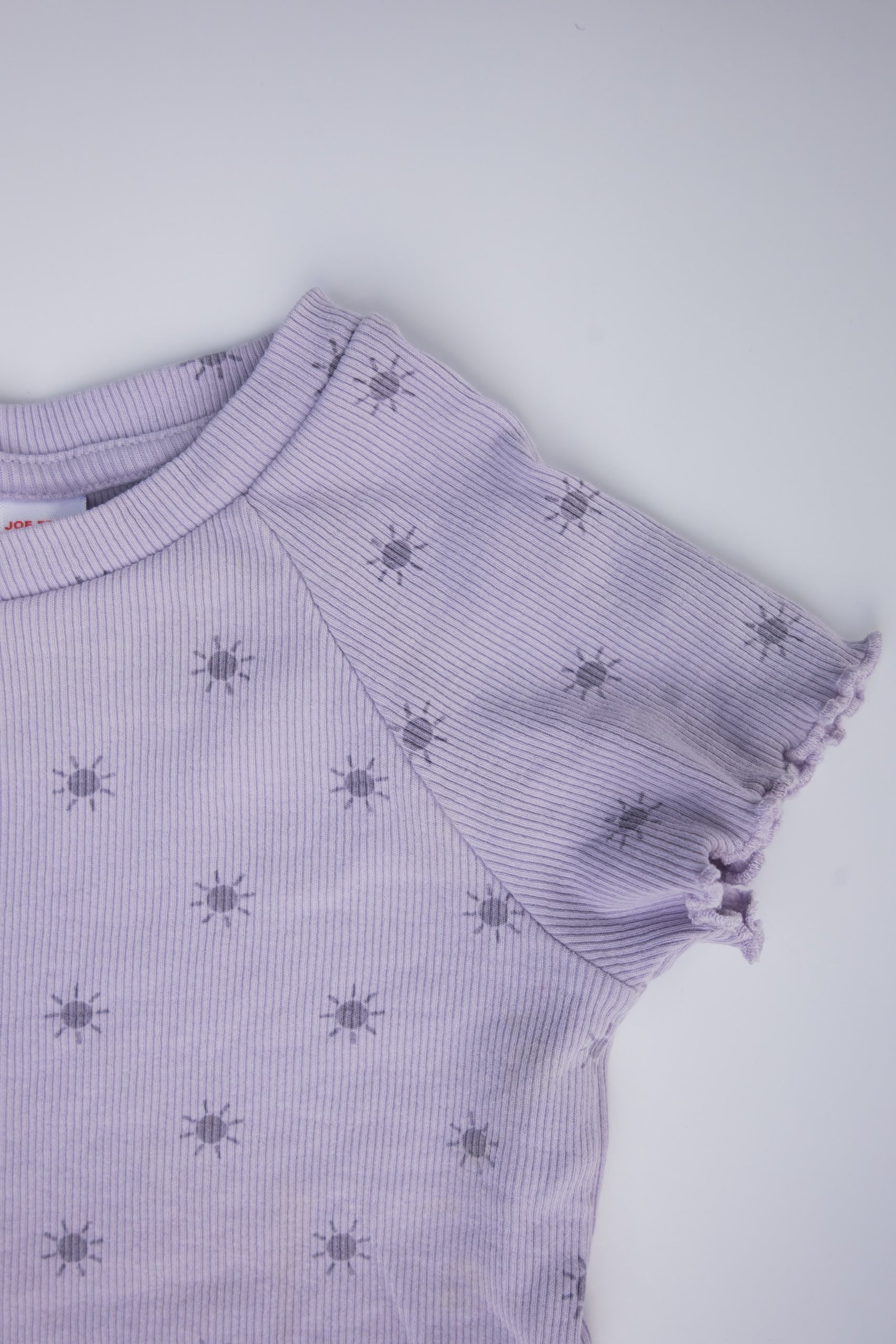 🎨 Joe Fresh - t-shirt 2 ans (petite tache voir photo)