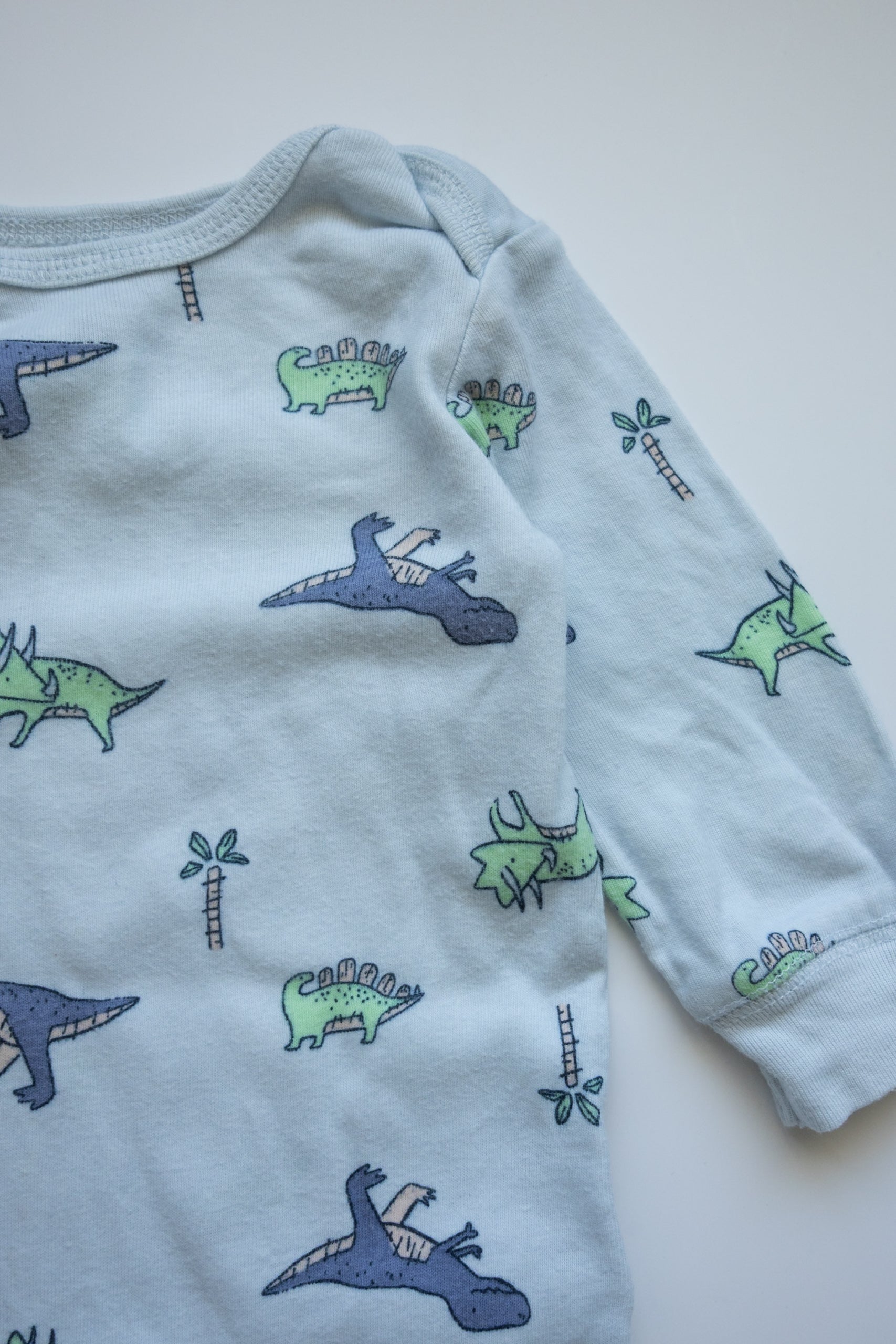 🌱 Carters - pyjama 6M