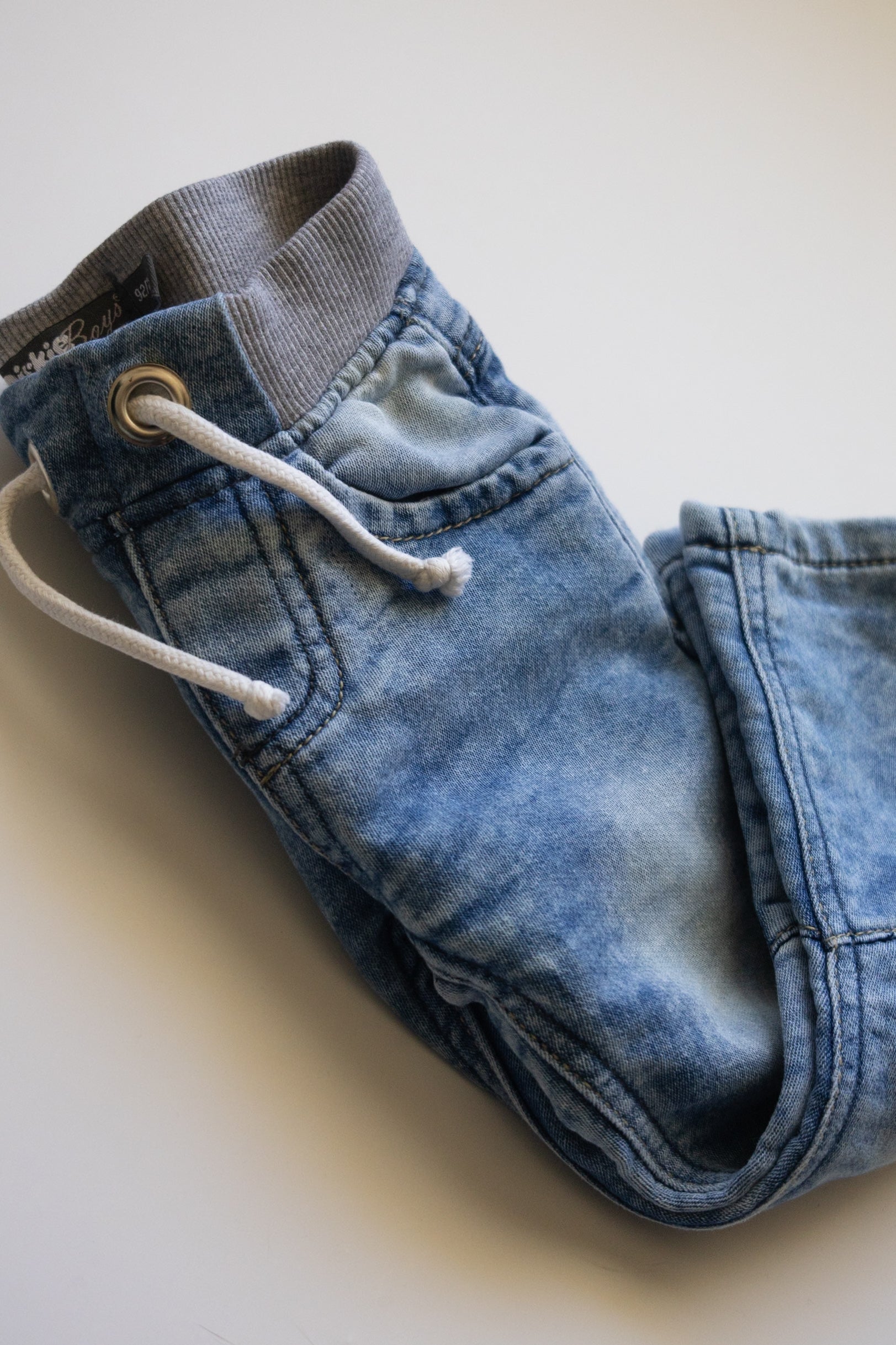 🌱 Dirkje - Jeans 2 ans