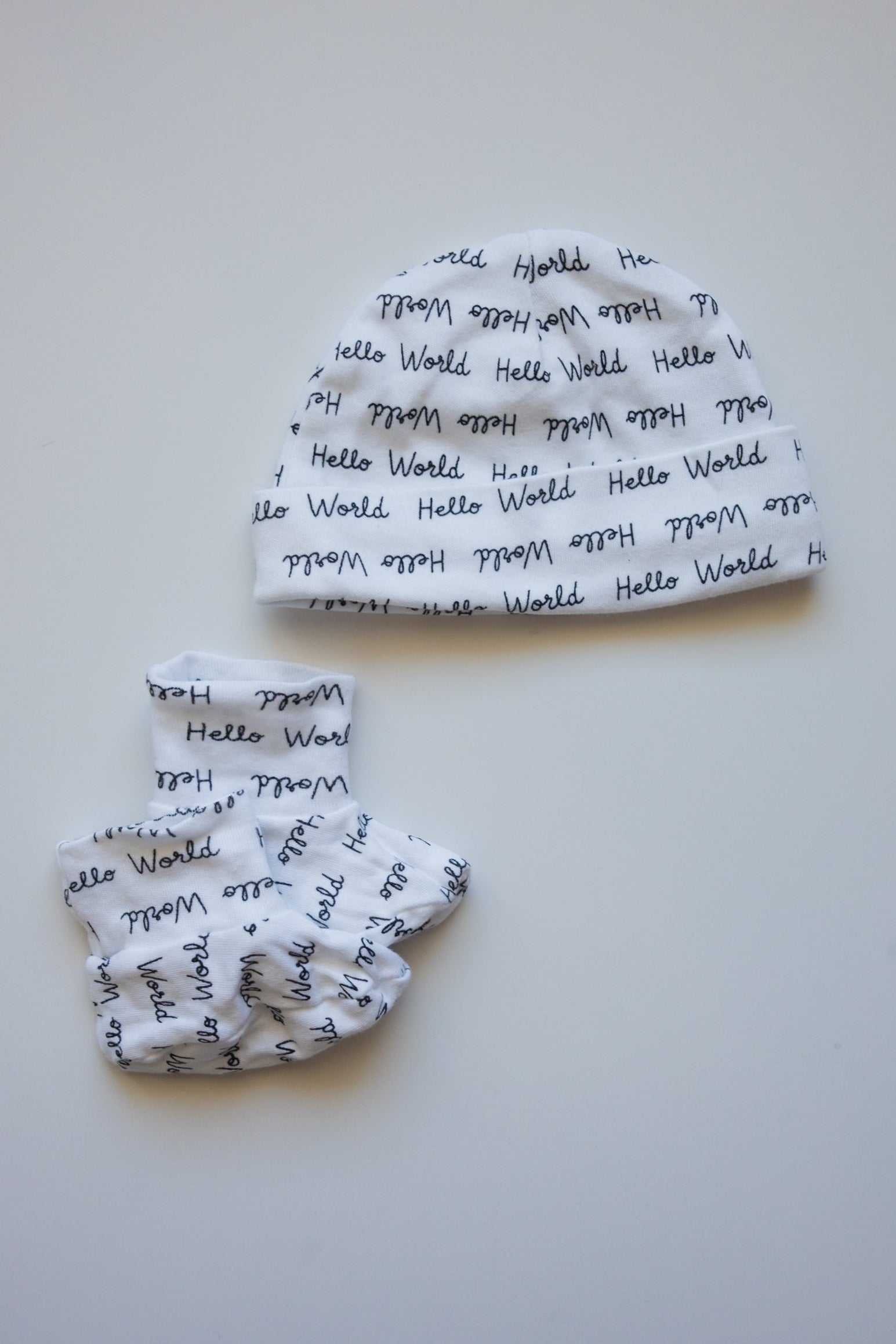 🌱 George - Tuque et chaussons 0-9M (petit) 🦙
