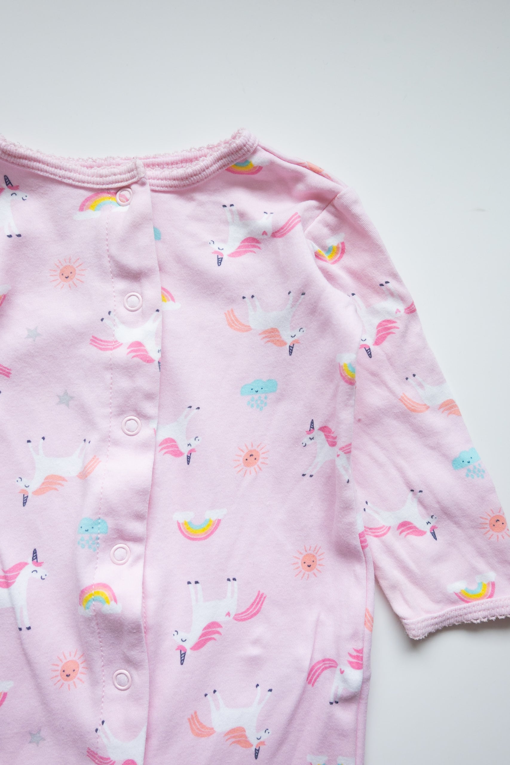 Carter’s - Pyjama 9M (mini tache sur genou)
