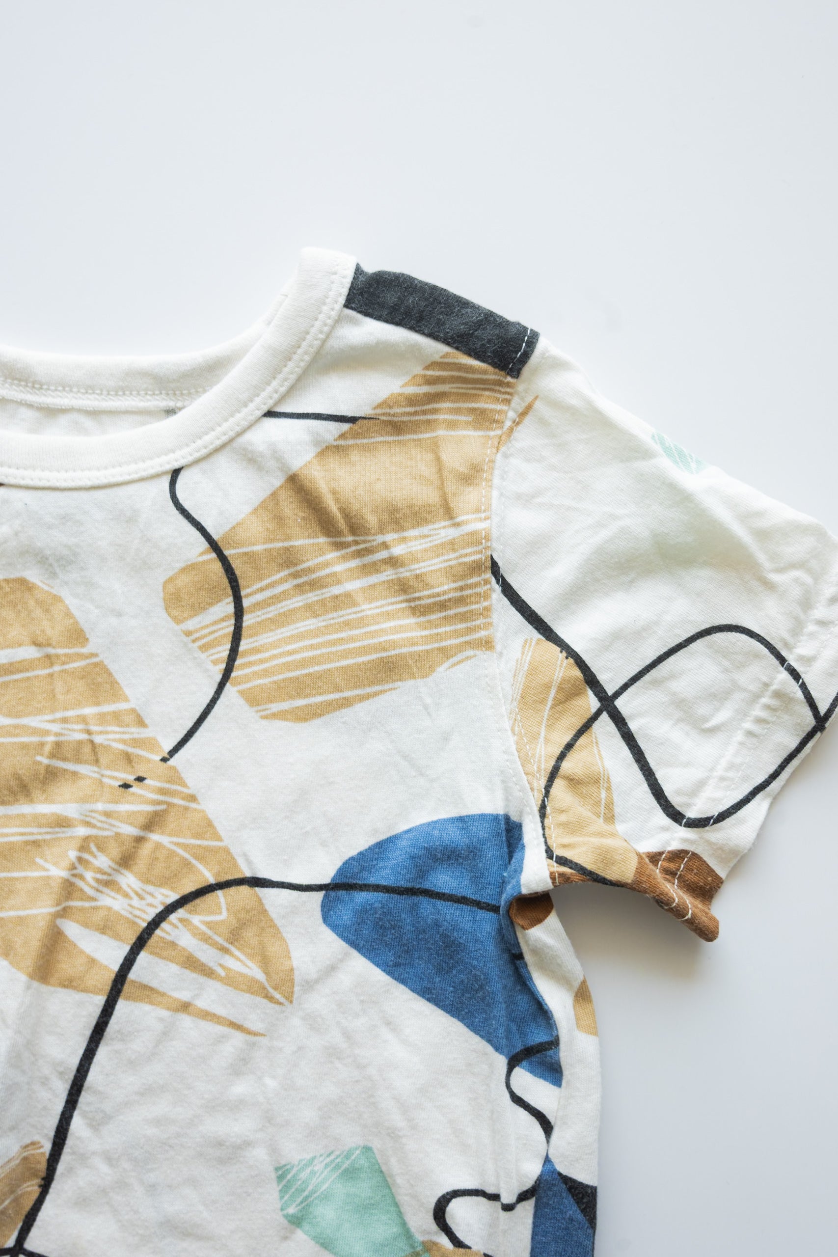 🌱 H&M - T-shirt 1 1/2-2ans