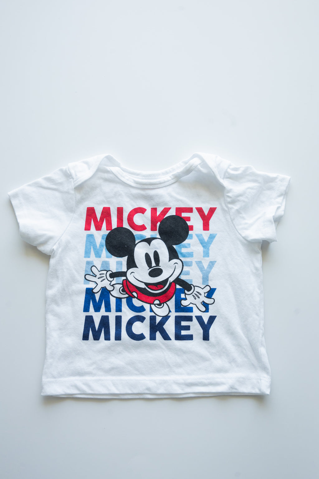 🌱 Disney - T-shirt 18M