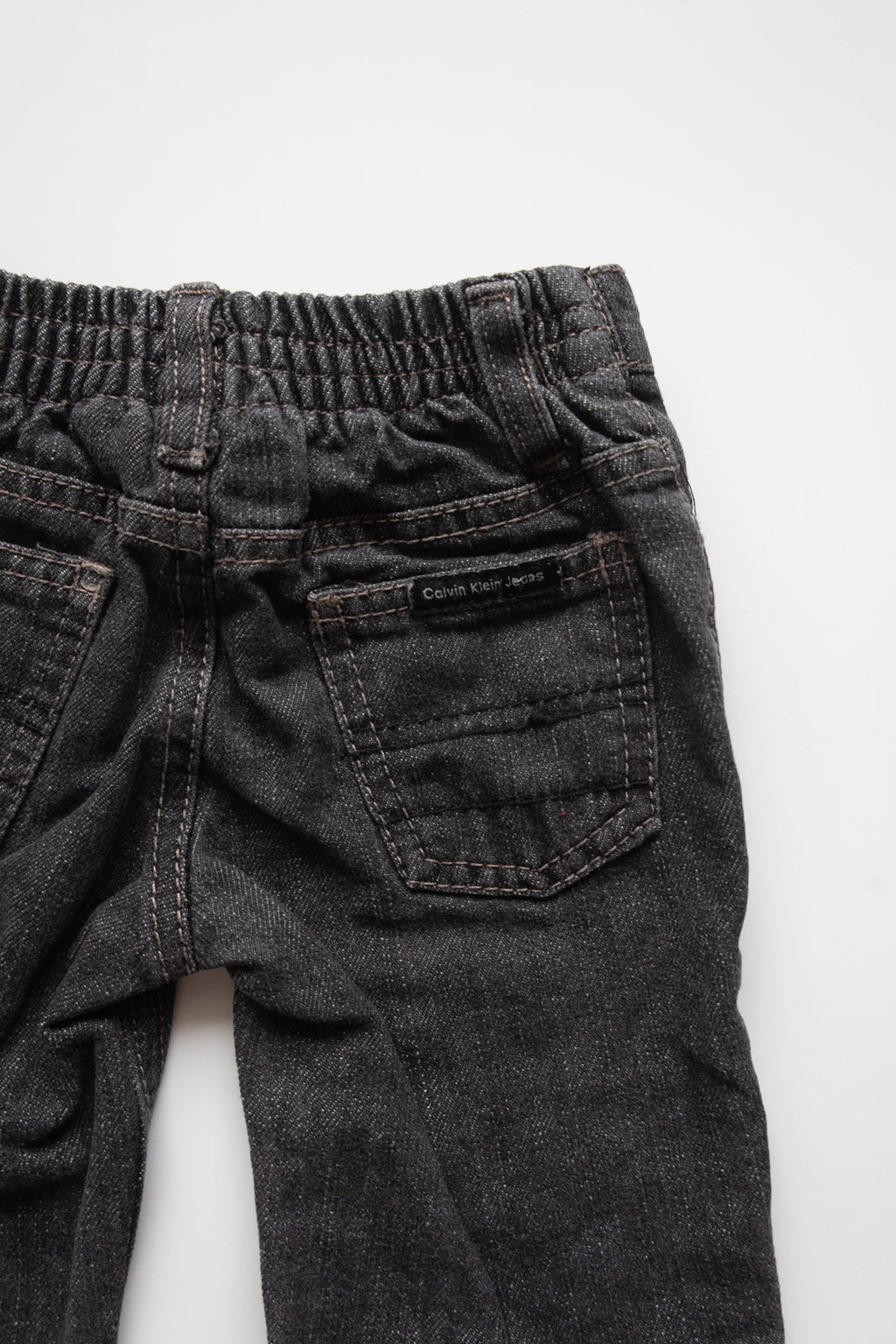 🌱 Calvin Klein - jeans 12M