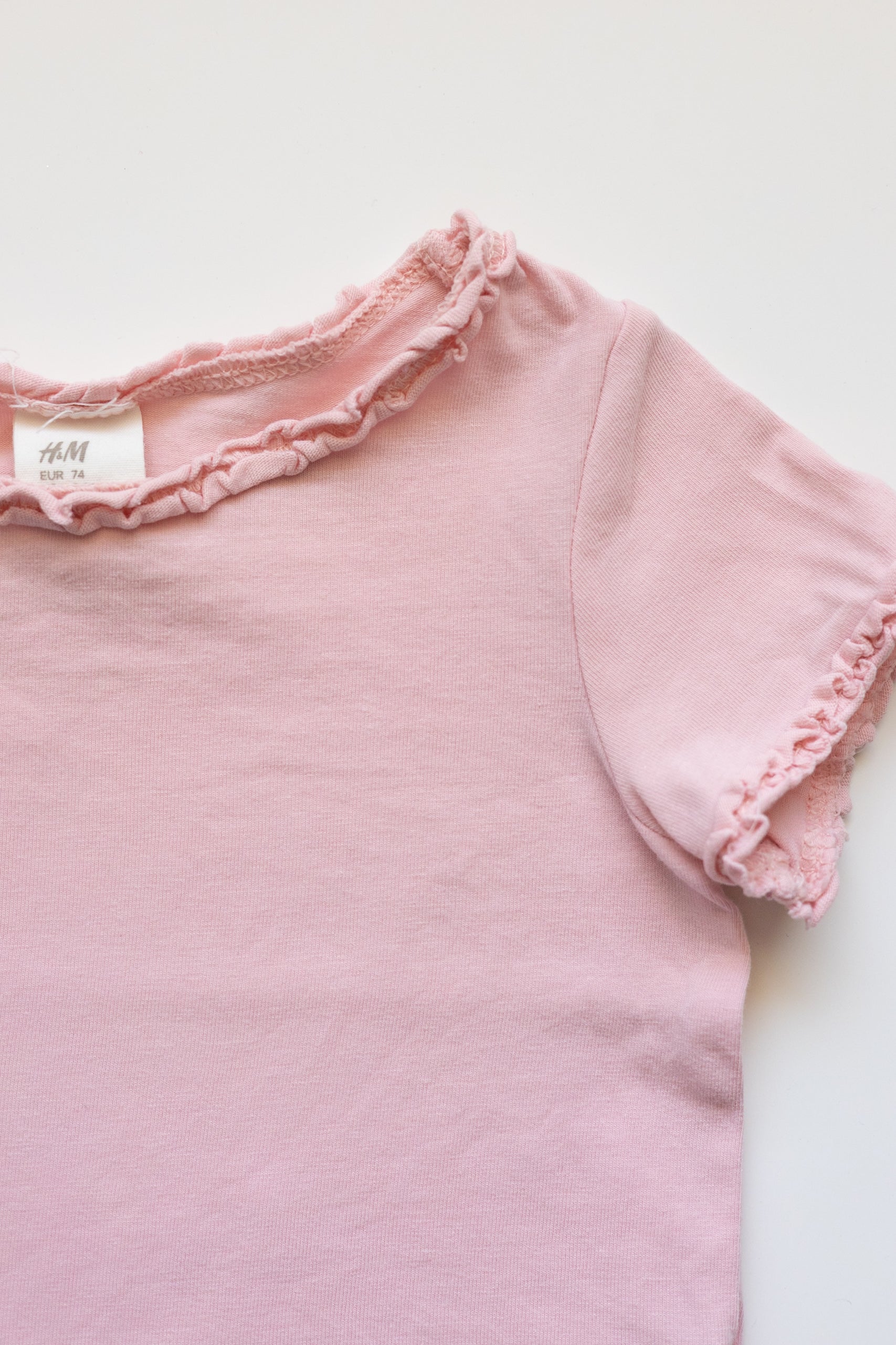 🌱 H&M - T-shirt 6-9M