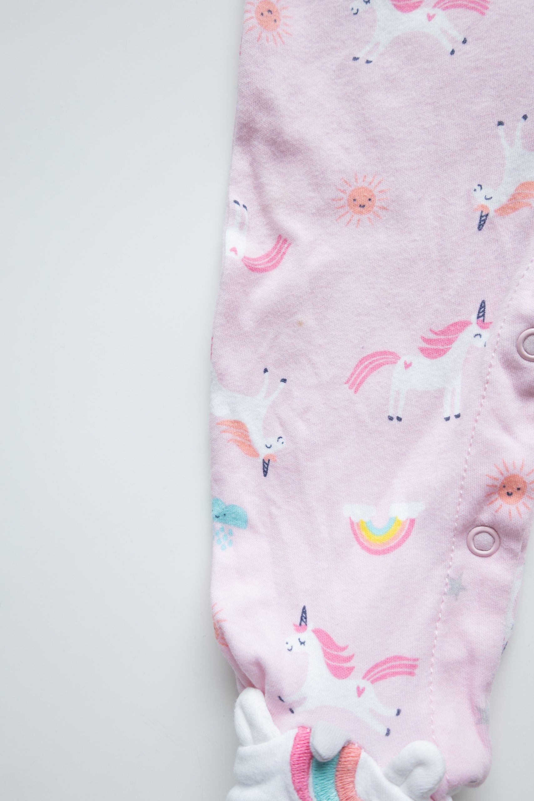 Carter’s - Pyjama 9M (mini tache sur genou)