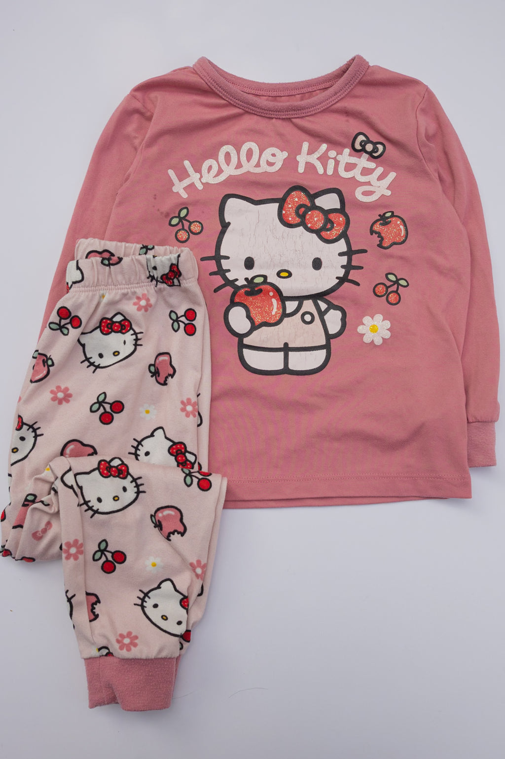 🎨 Hello Kitty - Pyjama 3T (petites taches voir photo)