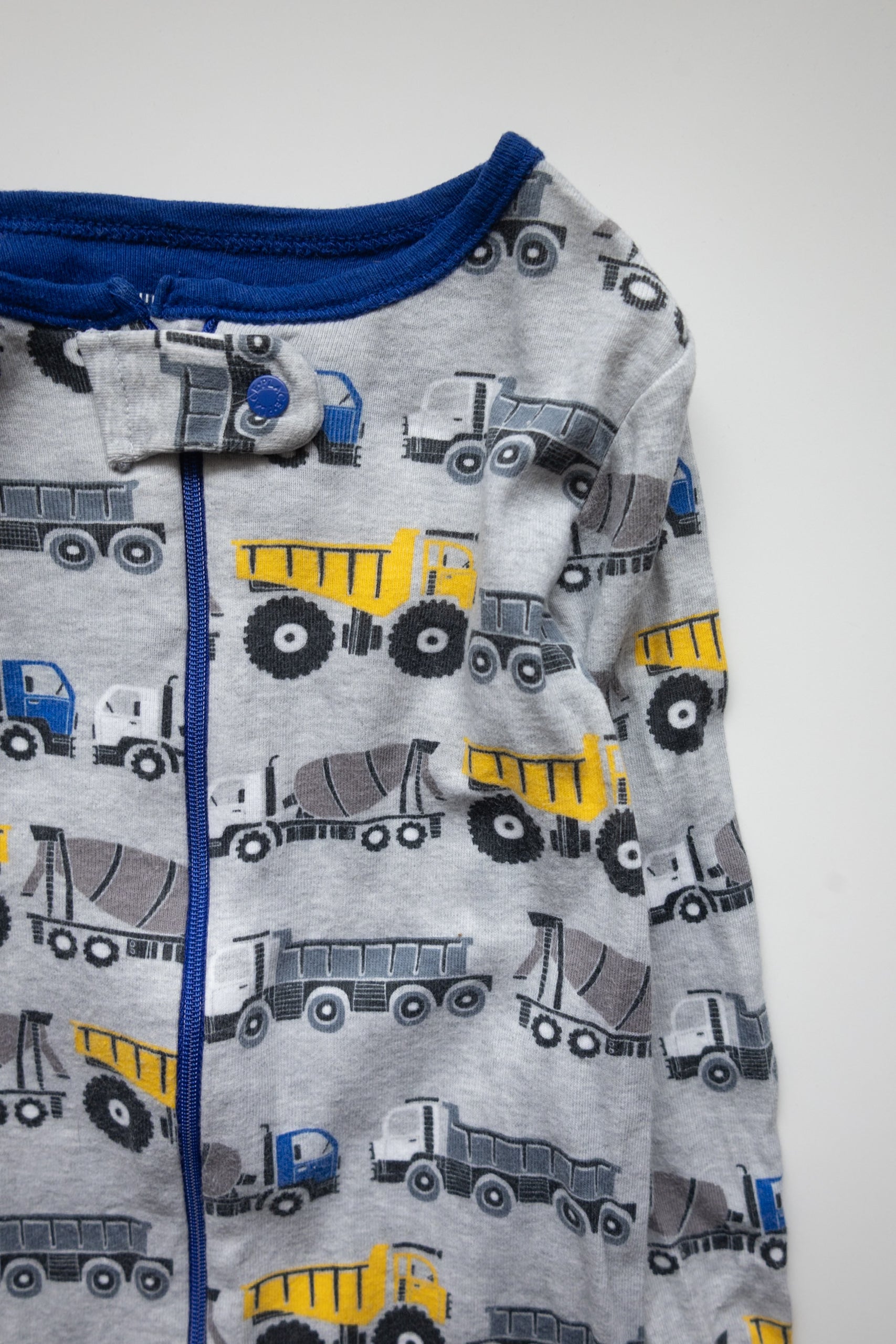 🌱 Children place - pyjama 18-24M