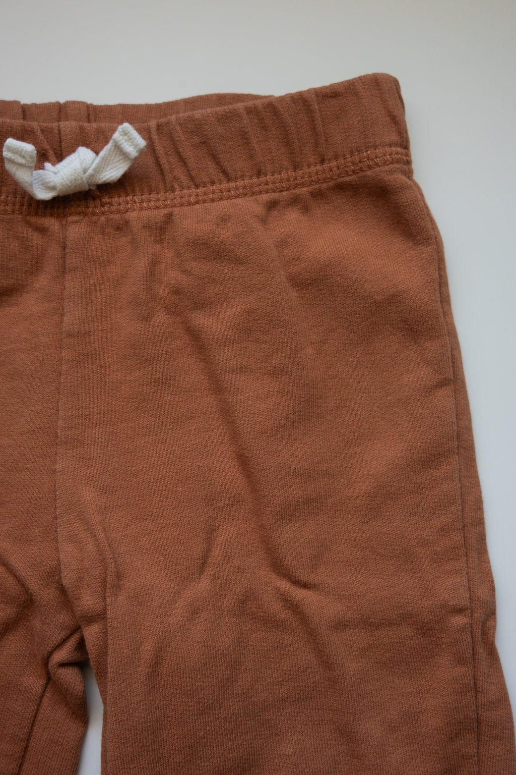 🌱 Carters - pantalon 18M