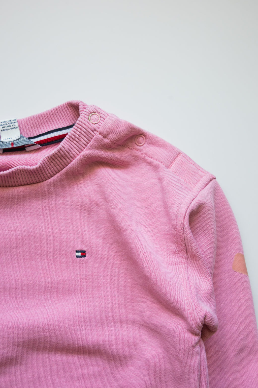 🌱 Tommy Hilfiger- chandail 2 ans