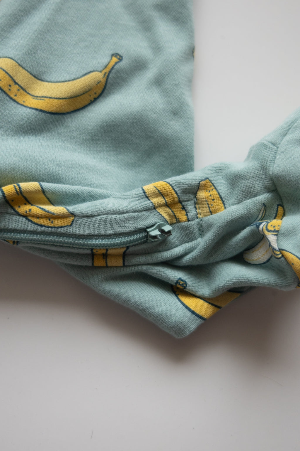 🎨 George - pyjama 3-6M (zip fonctionnel mais attache brisé)