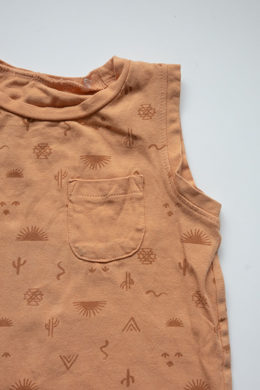 🎨 Tag - Camisole 18M