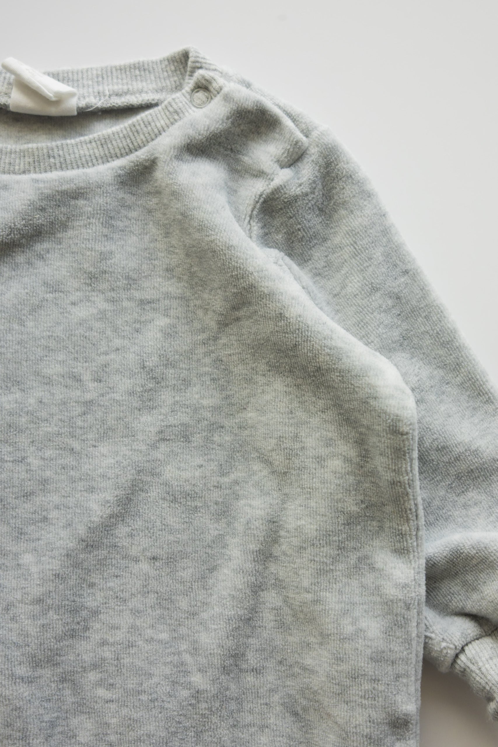 🌱 H&M - Chandail 4-6M