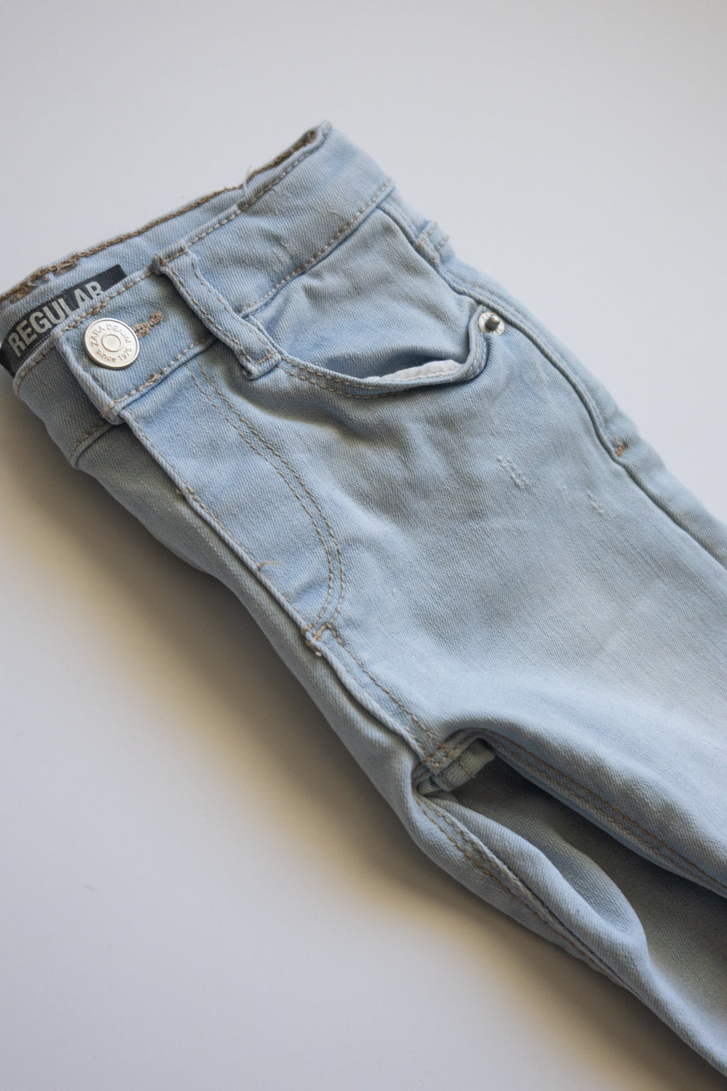 ⭐️ Zara - Jeans 3-6M