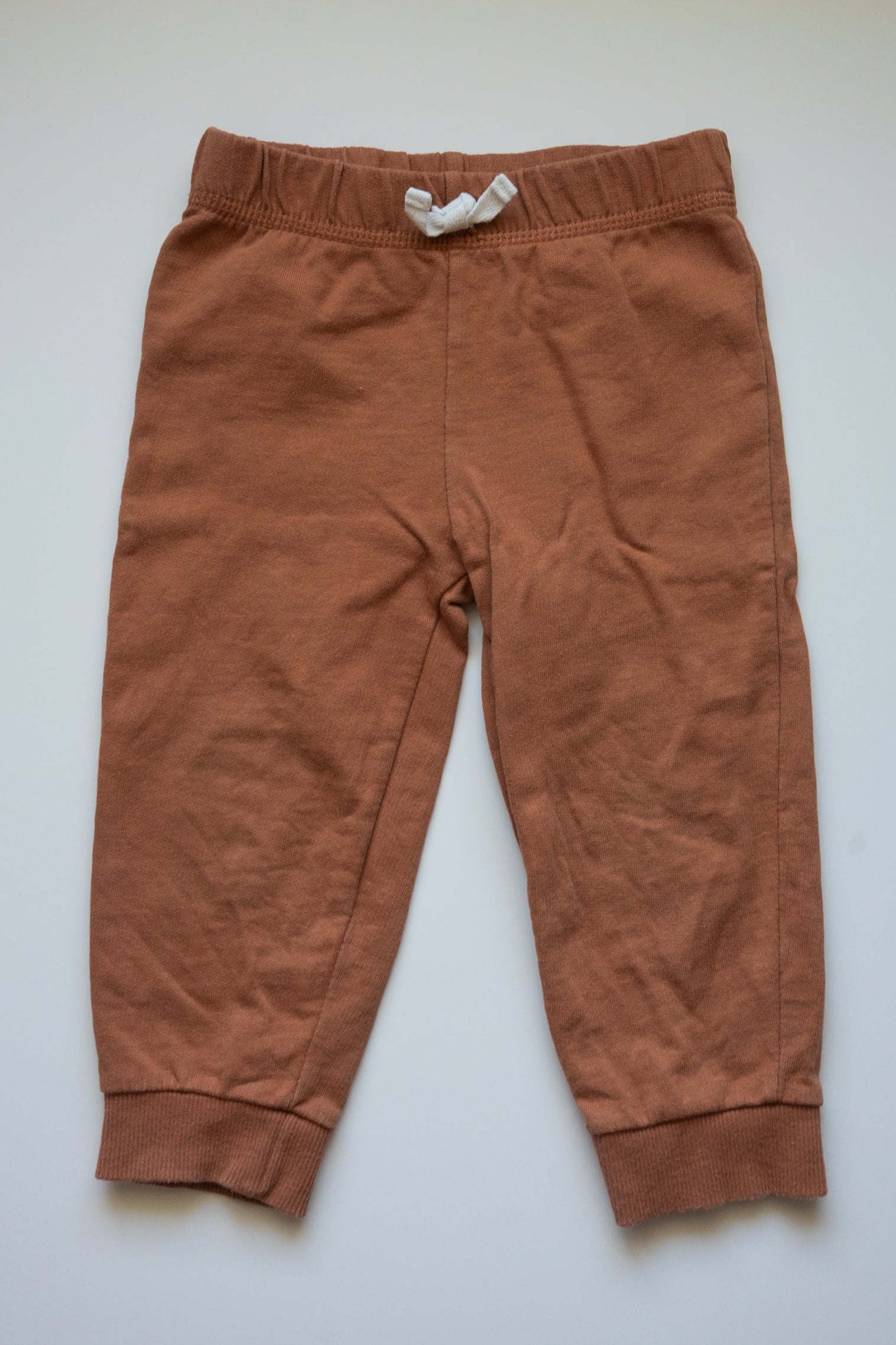 🌱 Carters - pantalon 18M