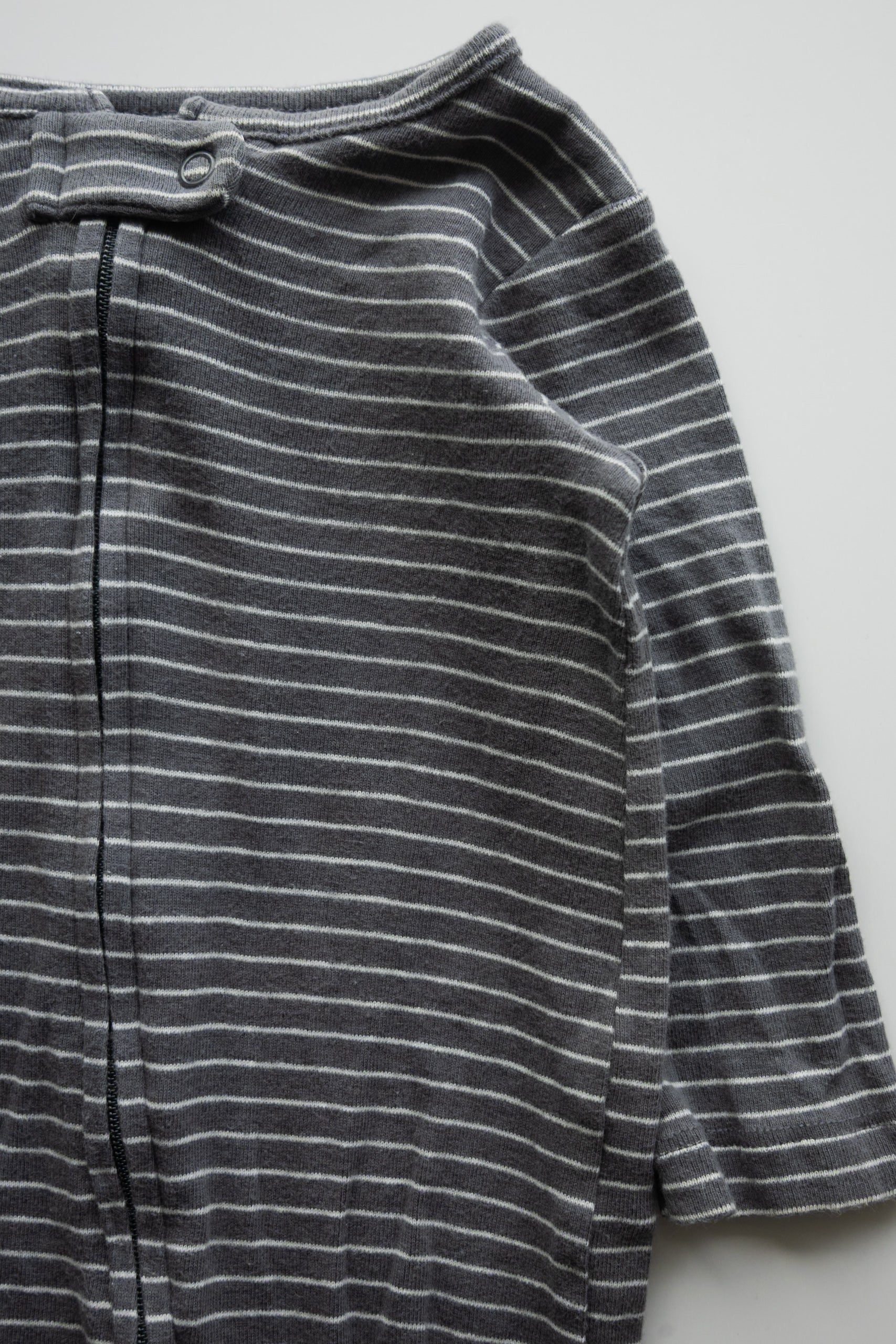 🌱 Carters - Pyjama 6-9M