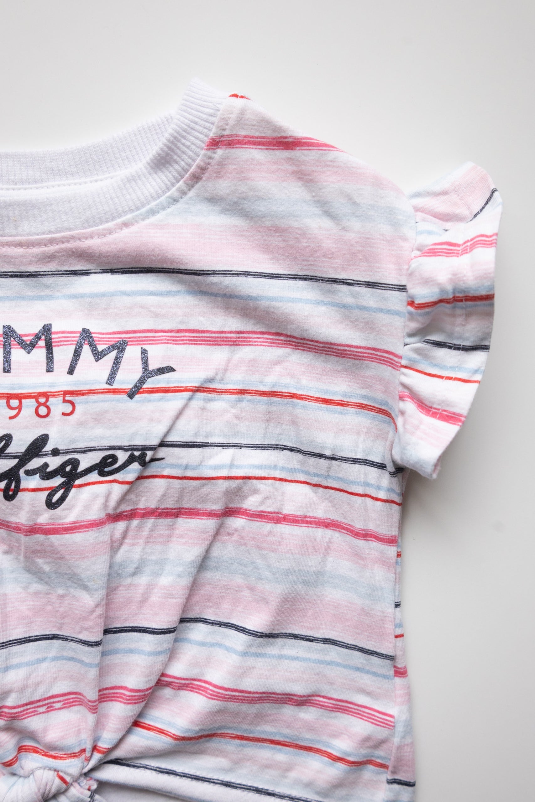 🎨 Tommy hilfiger - T-shirt 3 ans