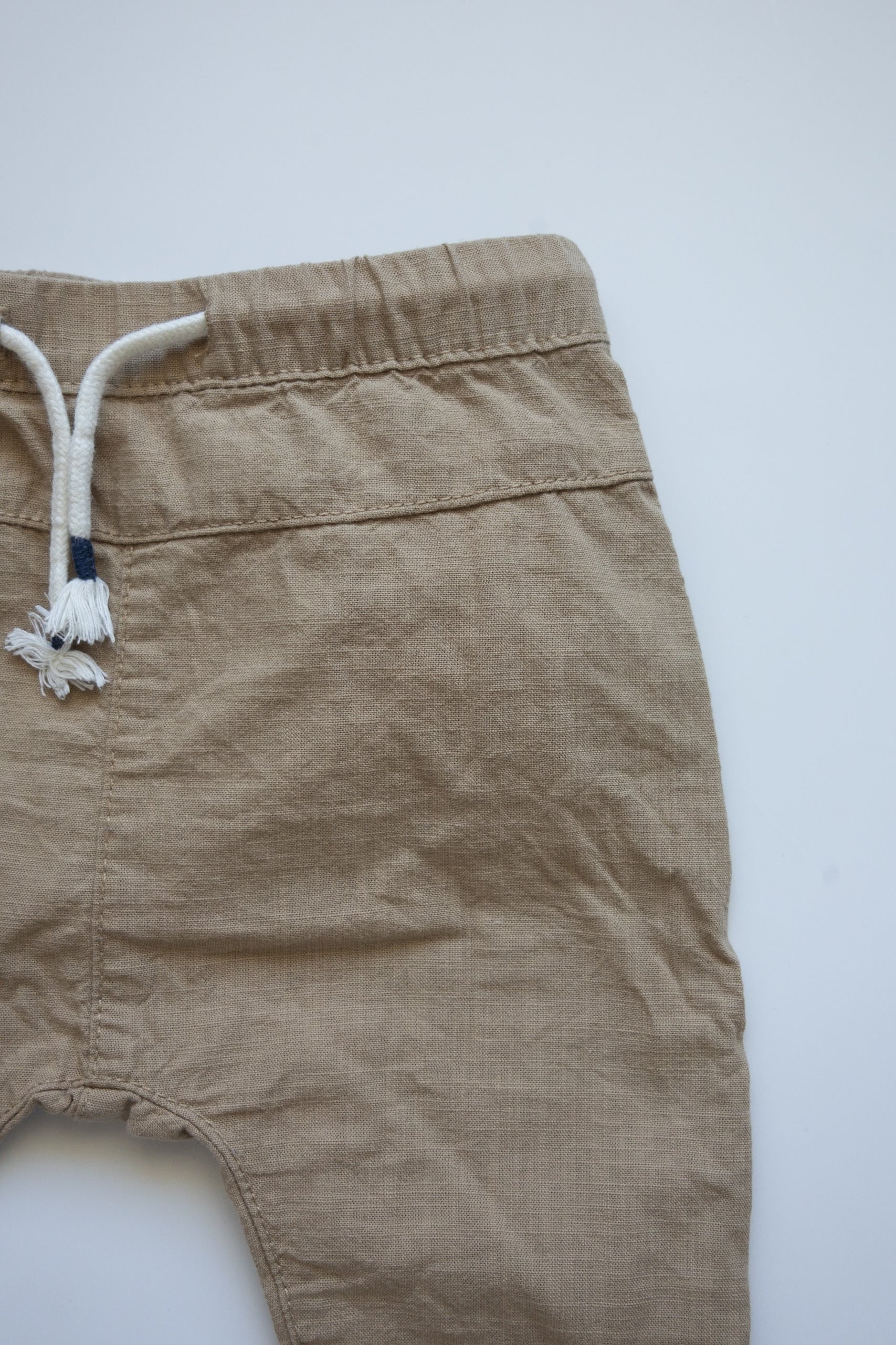 ⭐️ H&M - Pantalon 6-9M