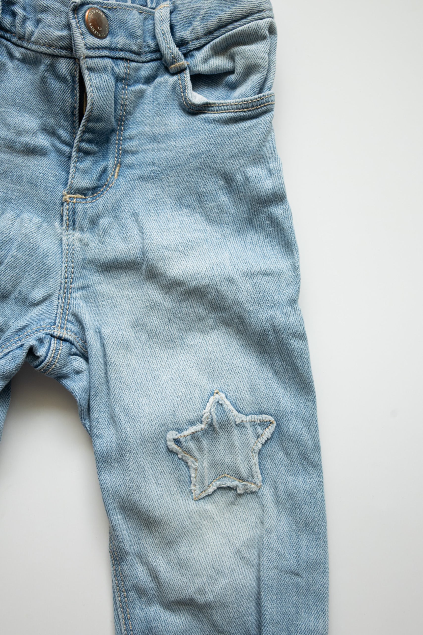 🌱 Old navy - jeans boyfriend 12-18M