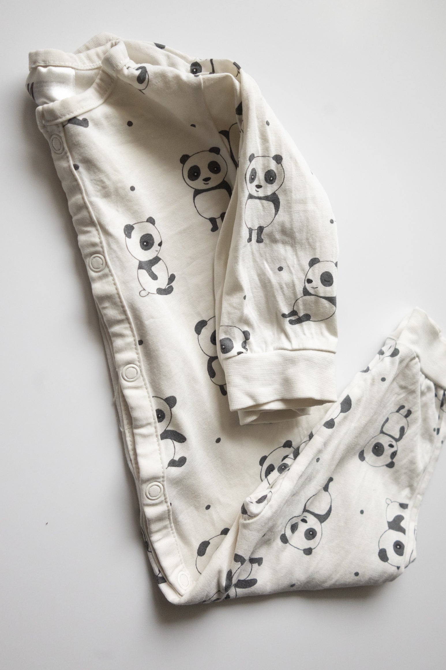 🎨 H&M - Pyjama 4-6M