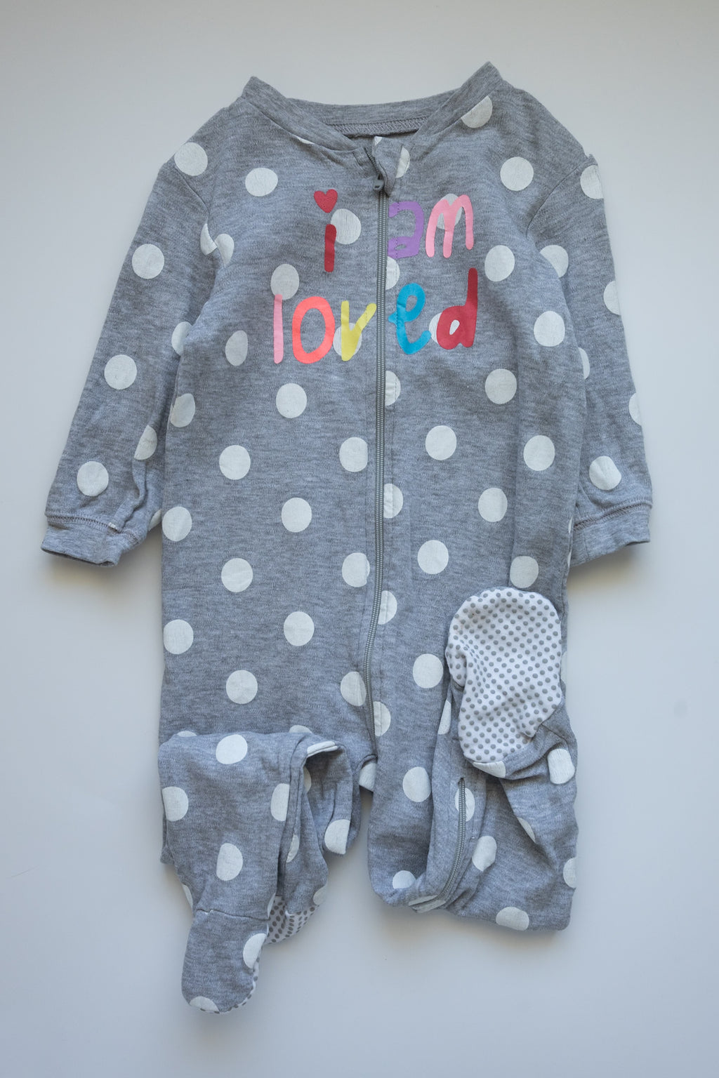 🎨 George - Pyjama 12-18M (petite tache sous le pied)