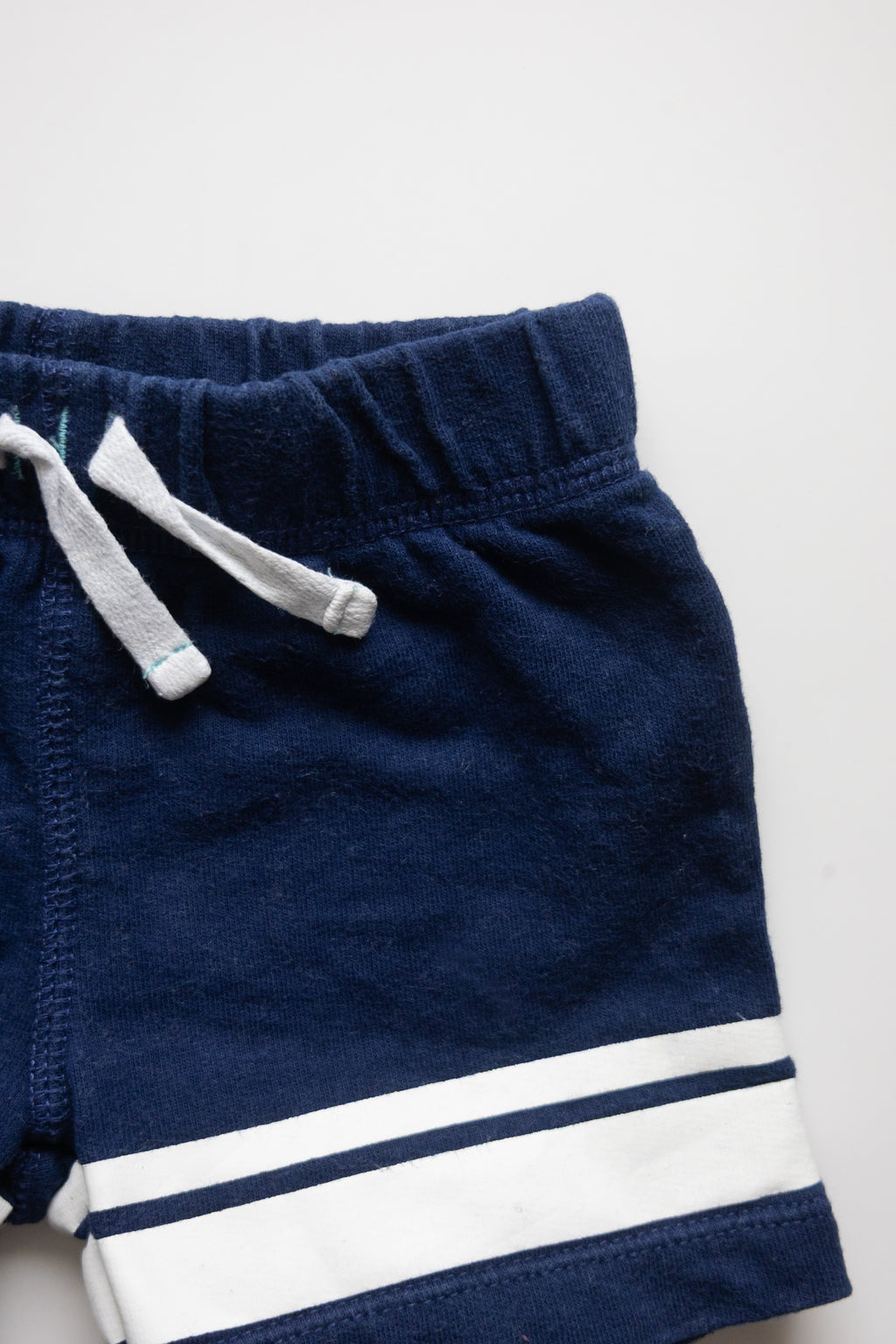 🌱 Carter’s - Shorts 6M