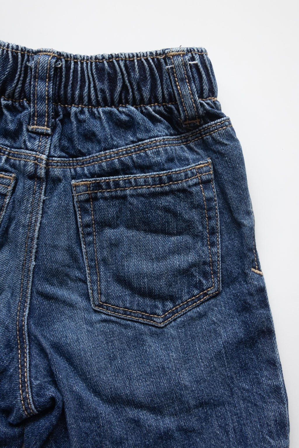 🌱 Old Navy - Short 2T